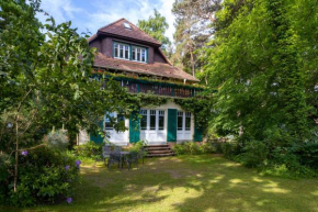 Strandvilla Hubertus Boltenhagen - H7 - Ferienwohnung Maisonette Apartment Kandinsky mit seitlichem Meerblick Parkplatz WLAN voll ausgestattete Küche Garten Grillplatz Waldbaden Familie Südlage, Bolte